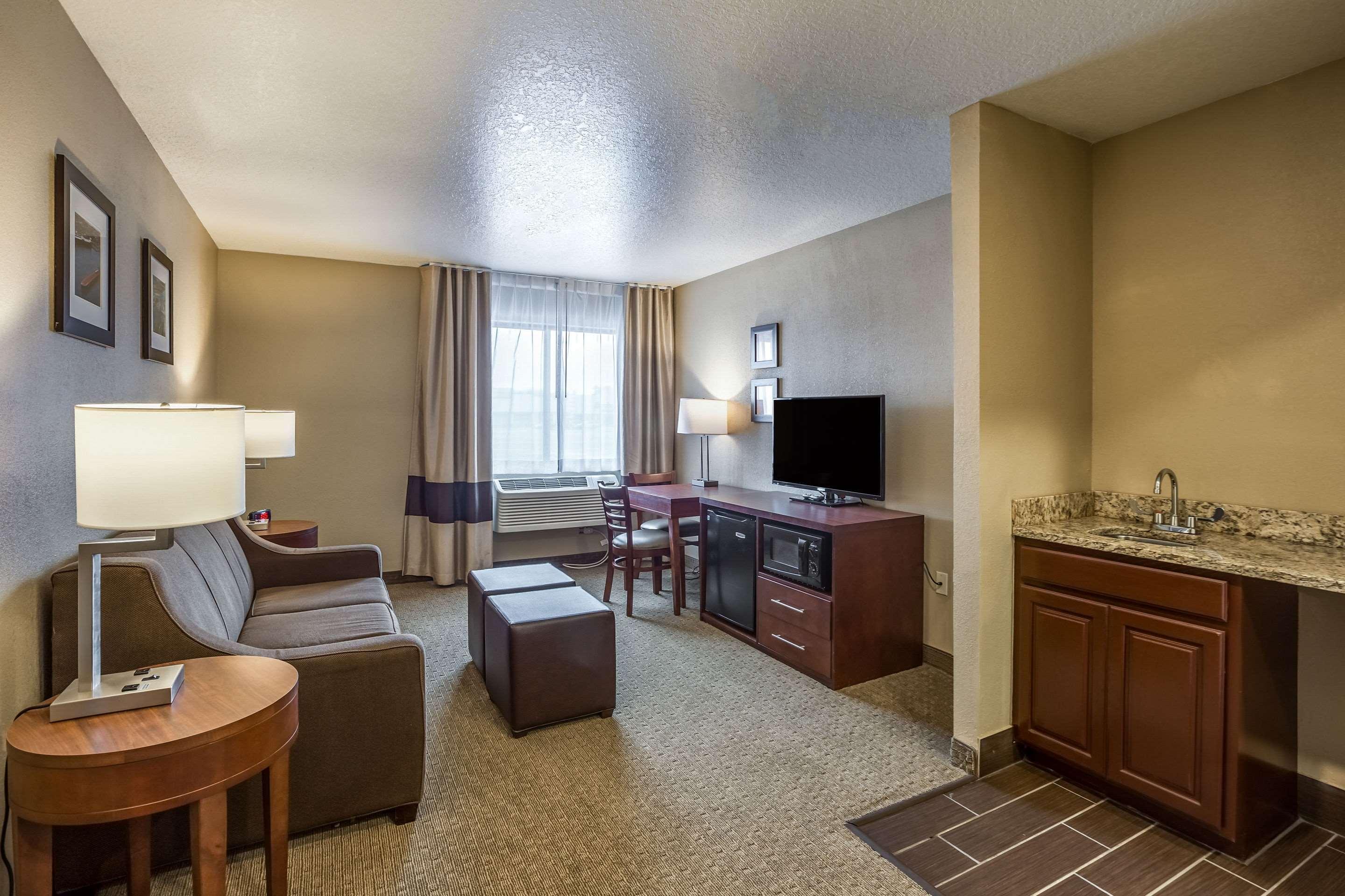 Comfort Inn Sault Ste. Marie Exterior photo